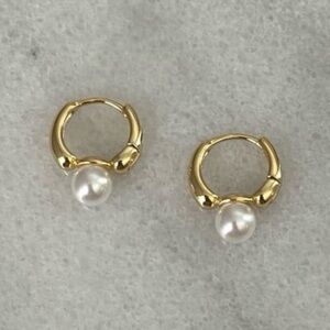 Gold Thick Huggie Hoop Pearl Earrings 

Brand New